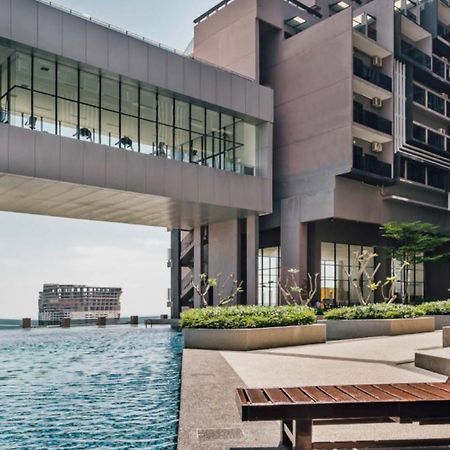 Malacca Imperio Residence Seafront By Perfect Host מראה חיצוני תמונה