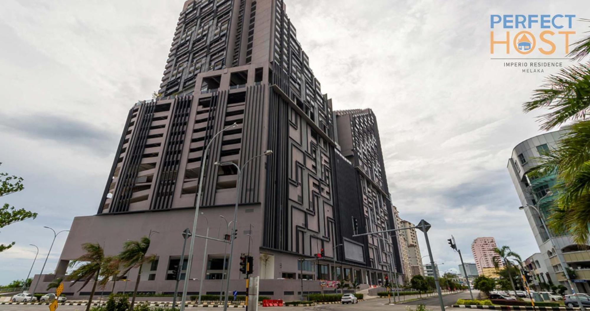 Malacca Imperio Residence Seafront By Perfect Host מראה חיצוני תמונה