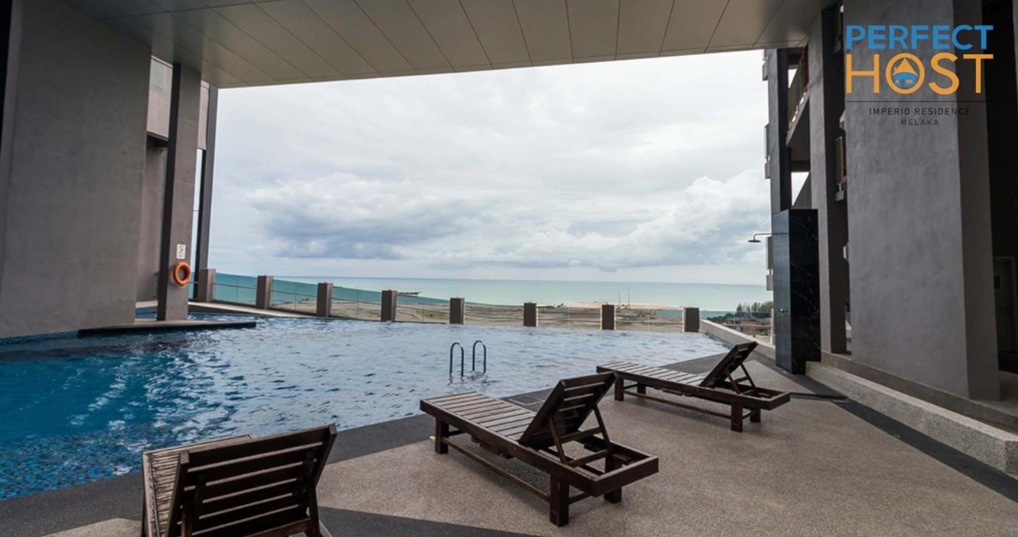 Malacca Imperio Residence Seafront By Perfect Host מראה חיצוני תמונה