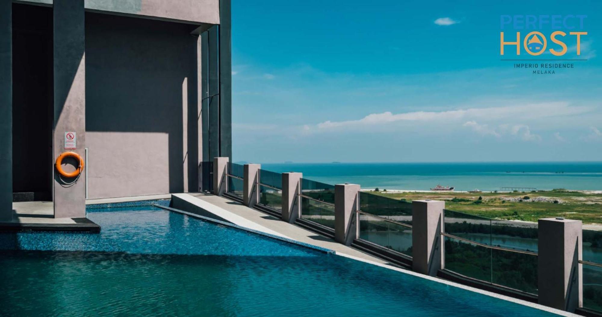 Malacca Imperio Residence Seafront By Perfect Host מראה חיצוני תמונה